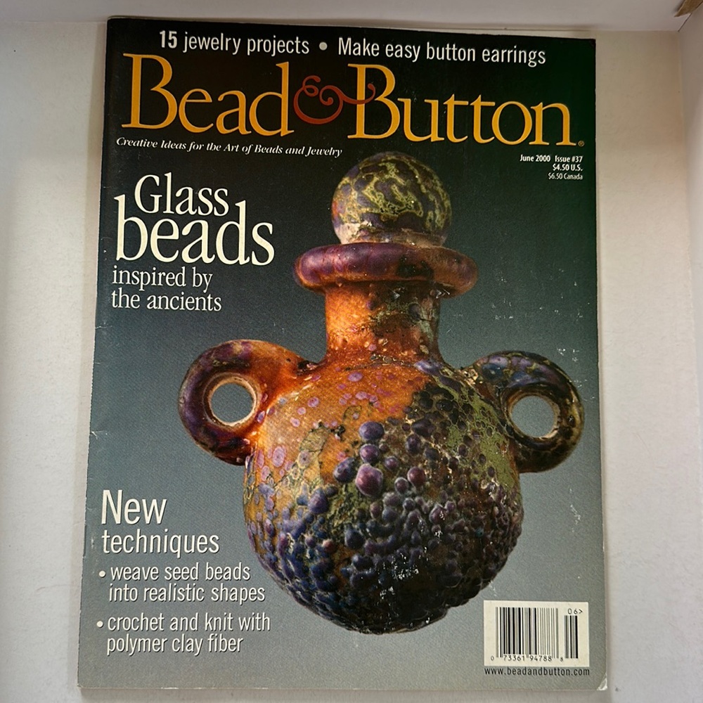 BEAD & BUTTON MAGAZINE 2 ISSUES YEAR 2000 - Picture 2 of 11